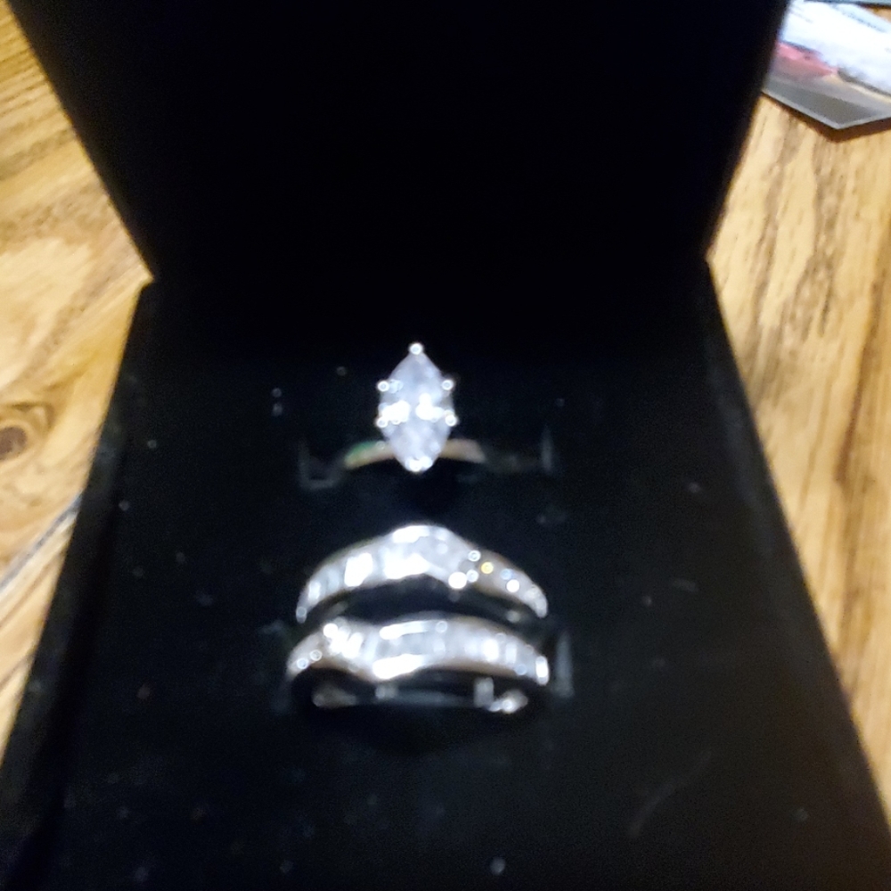 A wedding engagement ring with wedding guard
